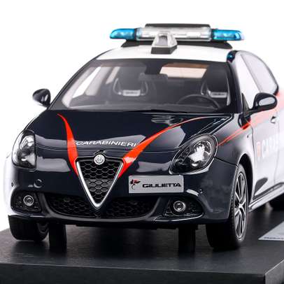 Alfa Romeo Giulietta Carabinieri 2019, macheta auto, scara 1:18, albastru, BBR Models