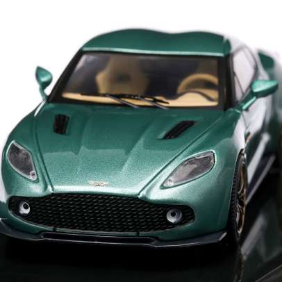 Aston Martin V12 Vanquish Zagato 2016, macheta auto  scara 1:43, verde metalizat, Ixo