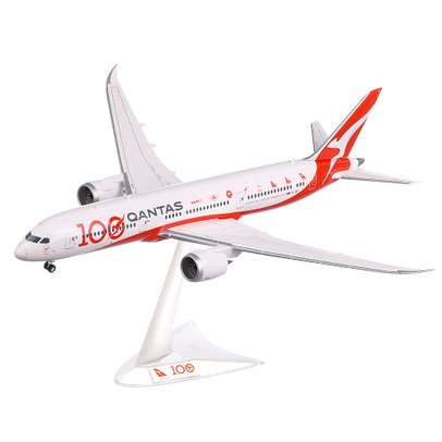 Boeing 787-9 D Qantas 2018, macheta avion scara 1:200, alb cu rosu, Herpa