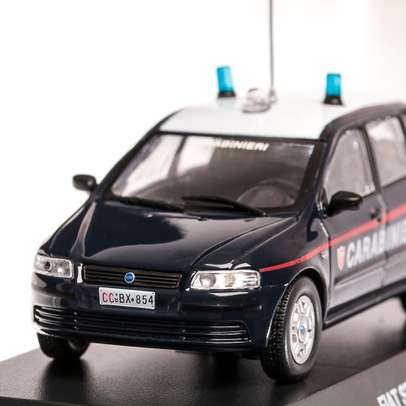 Fiat Stilo 1.9 JTD Carabinieri 2001, macheta auto, scara 1:43, albastru inchis, Magazine models