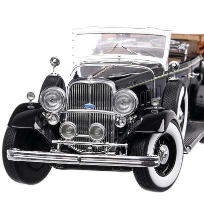 Ford Lincoln KB 1932,macheta  auto, scara 1:18, negru, Sun Star
