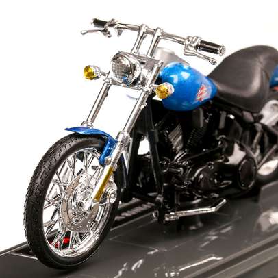 Harley-Davidson FXSTB Night train 2002, macheta motocicleta, scara 1:18, albastru metalizat, Maisto