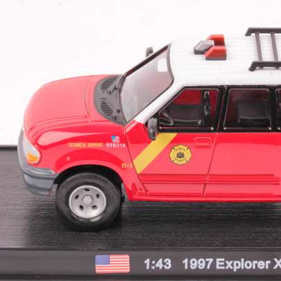 Masini de pompieri nr.12 - Ford Explorer XLT - Vehiculul comandantului-2