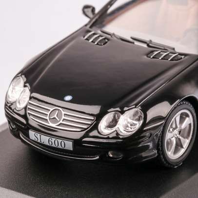 Mercedes-Benz SL 600 CONVERTIBLE (R230) 2003, macheta auto scara 1:43, negru, carcasa plexic, Magazine models