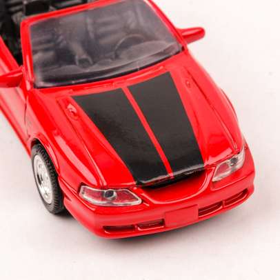 Ford Mustang GT Convertible 1994, macheta auto scara 1:43, rosu cu dungi negre, New Ray