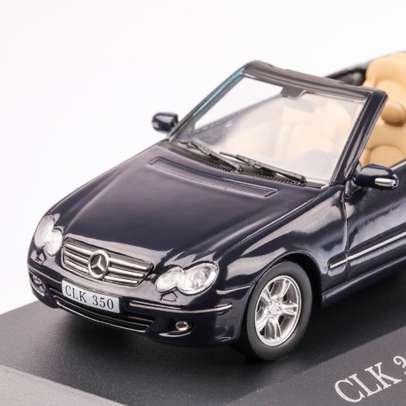 Mercedes-Benz CLK 350 CONVERETIBLE (A209) 2005, macheta auto scara 1:43, albastru inchis, carcasa plexic, Magazine models