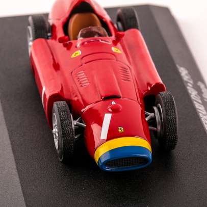 Ferrari D50 F1, #1 Juan Manuel Fangio 1956, macheta auto scara 1:43, rosu, Magazine models