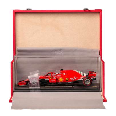 Ferrari SF71-H GP Canada 2018-Winner Vettel, macheta auto, scara 1:18, rosu, BBR Models