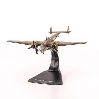 Handley Page Hampden, macheta avion scara 1:144, Bombers of WWII