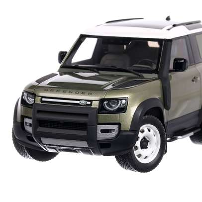 Land Rover Defender 90 2020, macheta suv scara 1:18, verde, Almost Real
