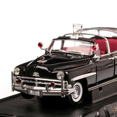 Lincoln Cosmopolitan Buble 1950 1:24 Lucky Die Cast