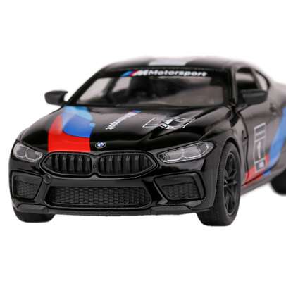 Macheta auto BMW M8 Competition Coupe negru 1:32