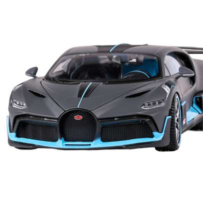 Macheta auto Bugatti Divo 2020 scara 1:18 albastru Bburago