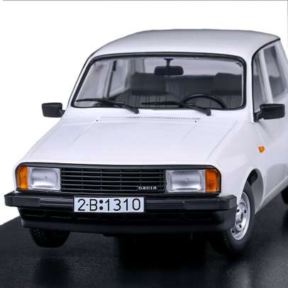 Macheta auto Dacia 1310 L 1993 scara 1:18 alb