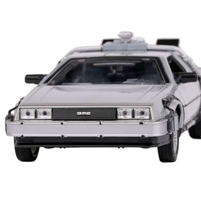 Macheta auto DeLorean-Back to the Future II 1989 1:24