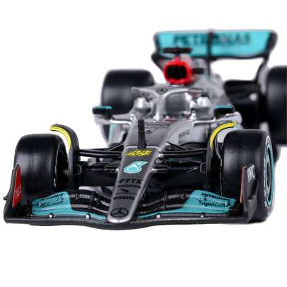 Macheta auto F1 Mercedes AMG W13E #44 Hamilton 2022 1:43
