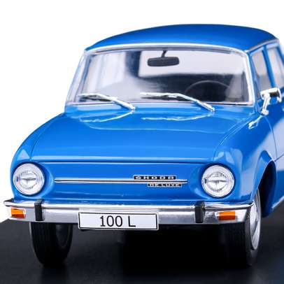 Macheta auto Skoda 100L 1974, scara 1:24, albastru, White Box