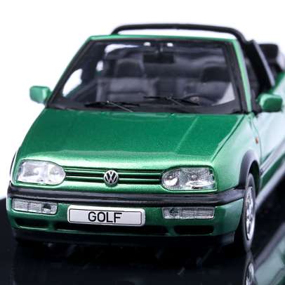 Macheta auto Volkswagen Golf III Convertible 1993 1:43