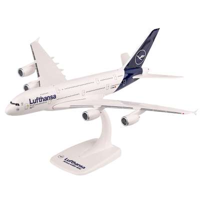 Macheta avion Airbus A380 Lufthansa 1-250 Herpa