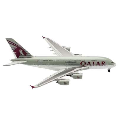 Macheta avion Airbus A380 Qatar Airways gri 1-500 Herpa