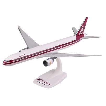 Macheta avion Boeing 777-300ER Qatar retro 1:200 PPC