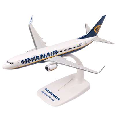Macheta avion Boeing B737-800 Ryanair scara 1-200