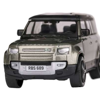 Macheta suv Land Rover Defender 110 2022 argintiu 1:43