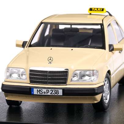 Mercedes Benz E-Class (W124) Taxi Version 1989, macheta auto scara 1:18, bej, iScale