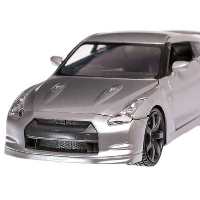 Nissan GTR 2009, macheta auto scara 1:24, argintiu, New Ray